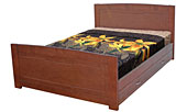 Оригинальная форма кроватьа Ариэль сочетает элементы классического и современного дизайна.